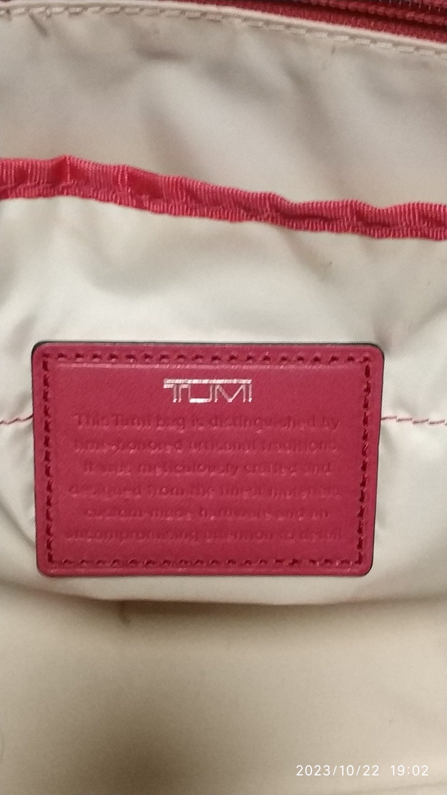 Tumi Voyageur Villa Q-Tote Leather Shoulder Bag Red