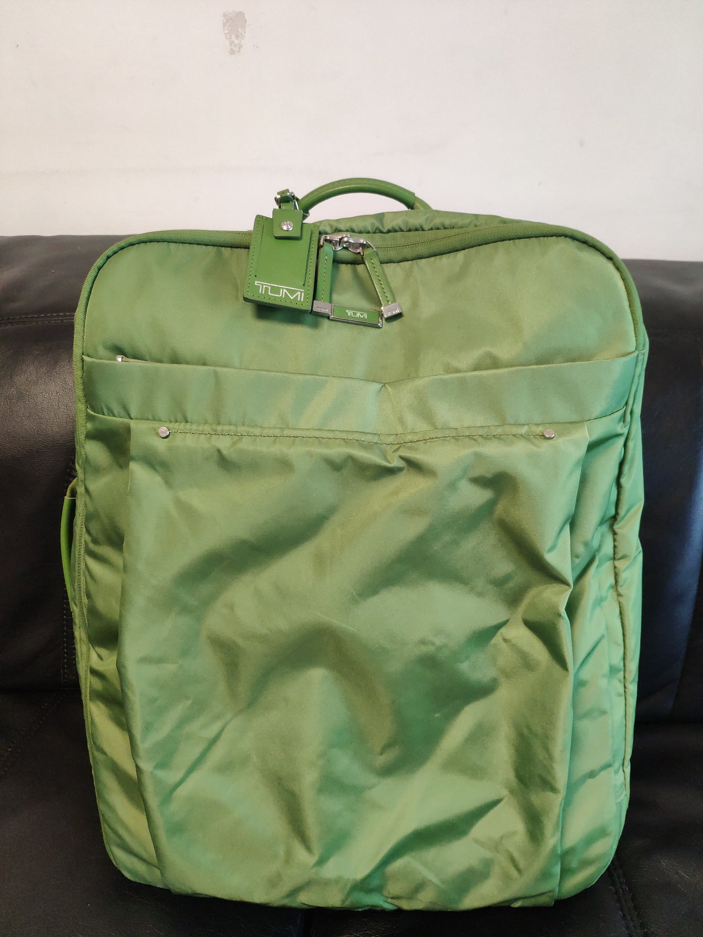 Tumi Voyageur Nylon Leisure Travel Carryon Luggage Suitcase 2 Wheels Green 481900LSO