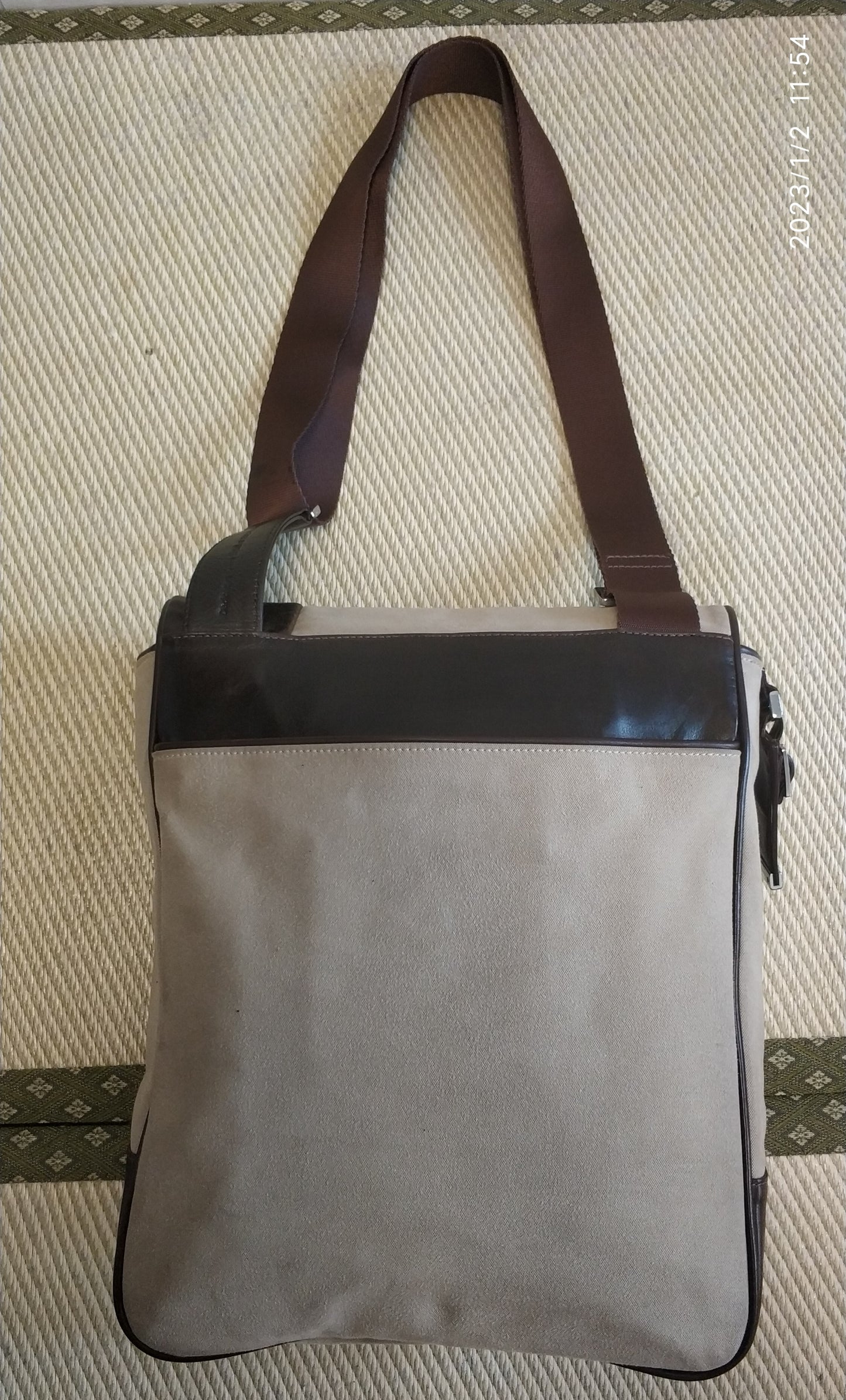 TUMI Arrivé Shoulder bag  Nylon × Leather