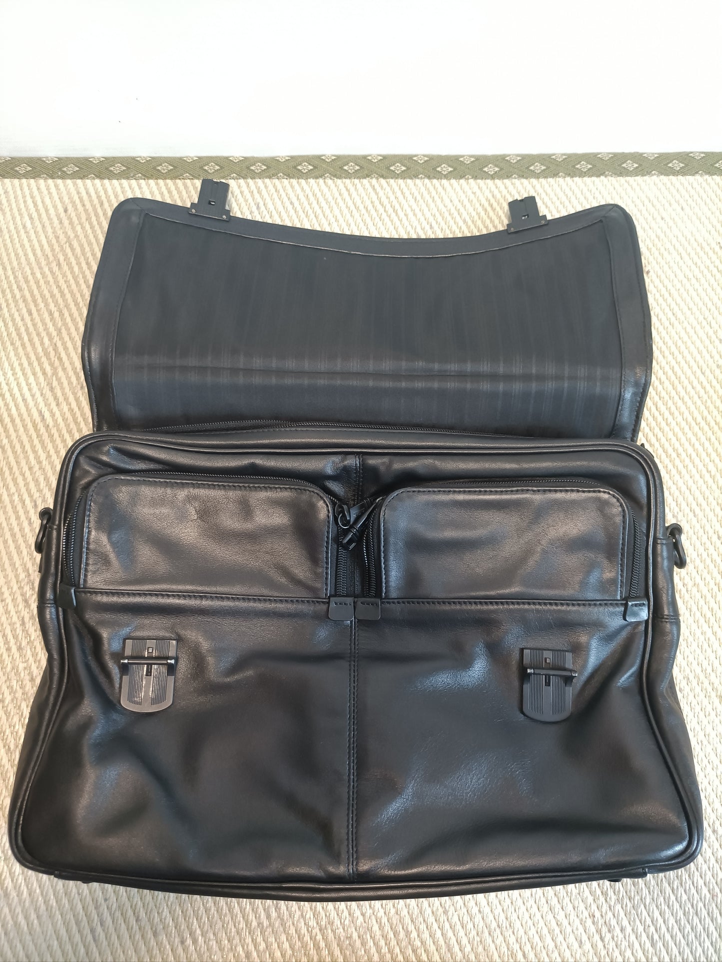 Men's Tumi 'Alpha' Slim Flap Leather Briefcase - Black 96167DH