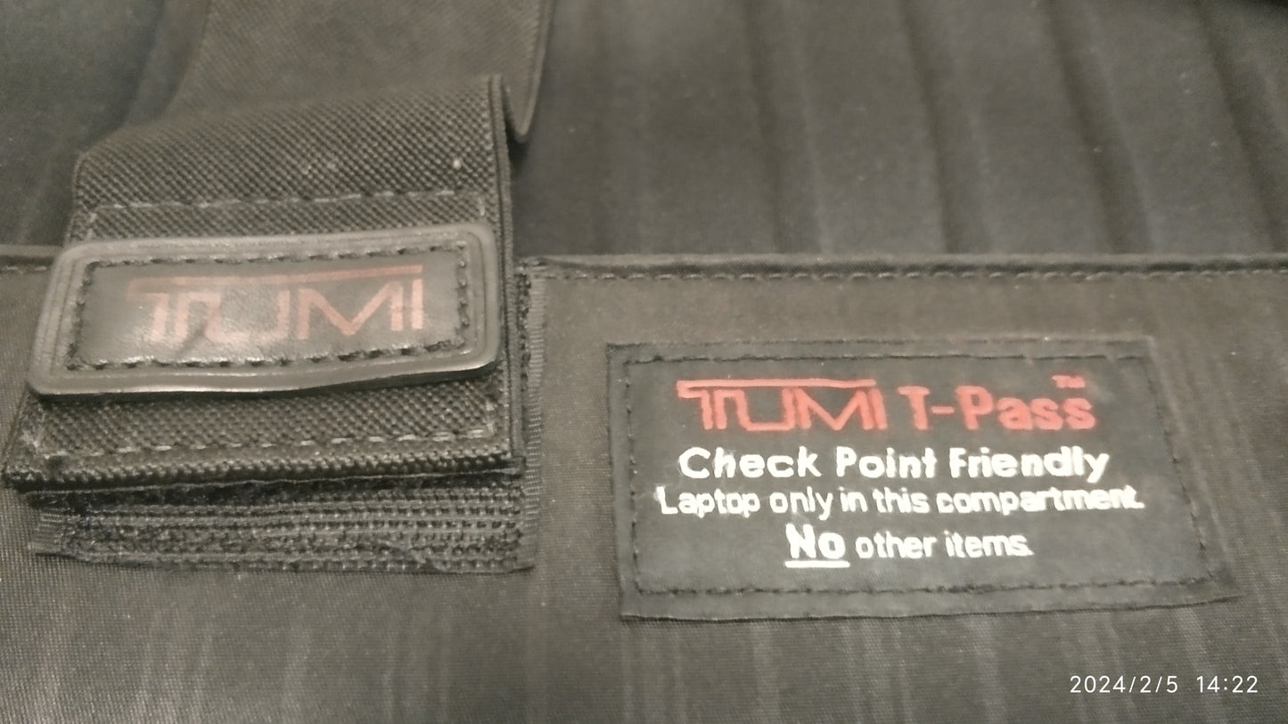 Tumi Alpha T-Pass Medium Expandable Laptop Brief Black Nylon 26516DH