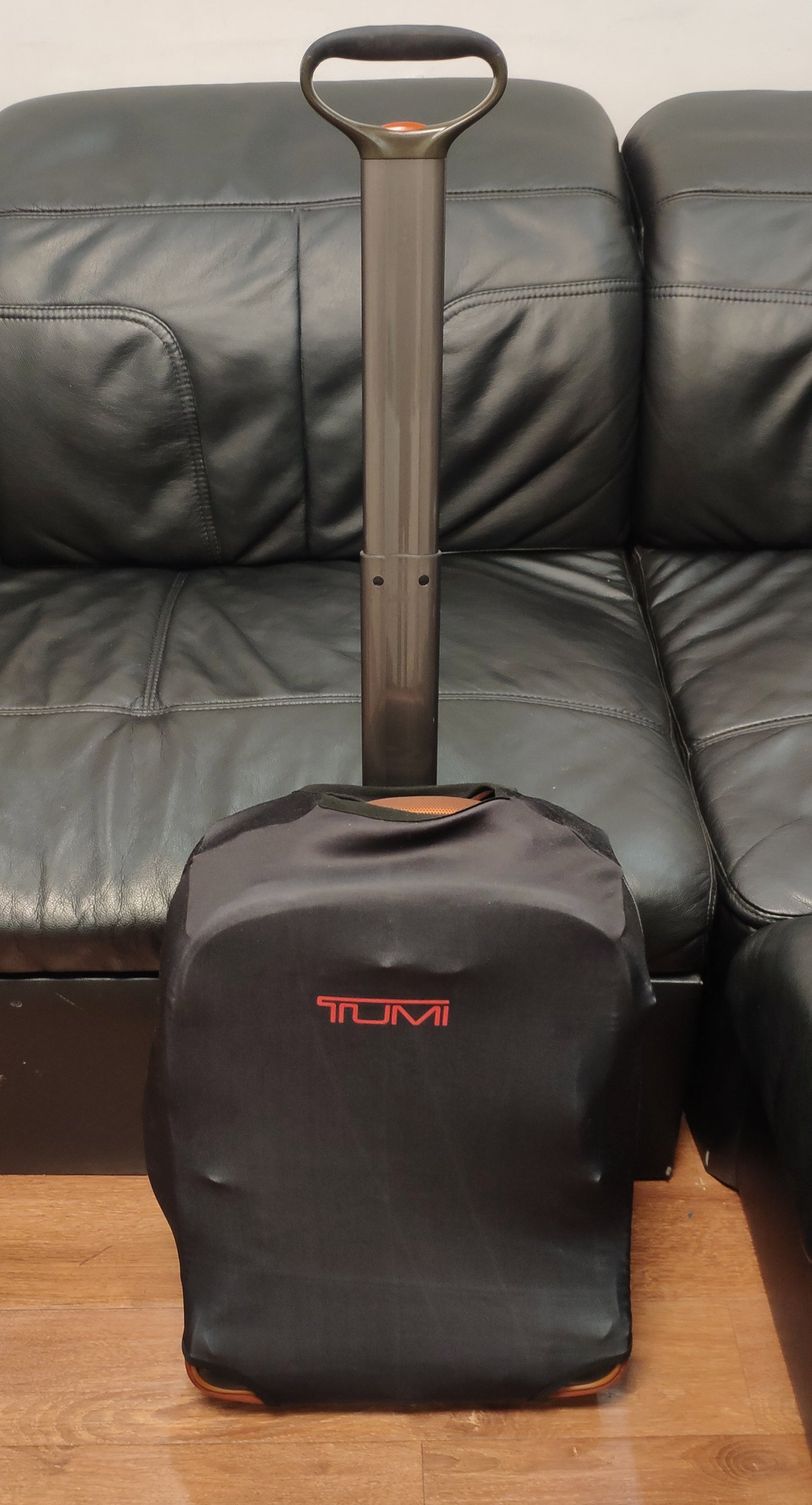 Tumi T-Tech Convertible International 2-wheel Carry-On Luggage 5520FLM