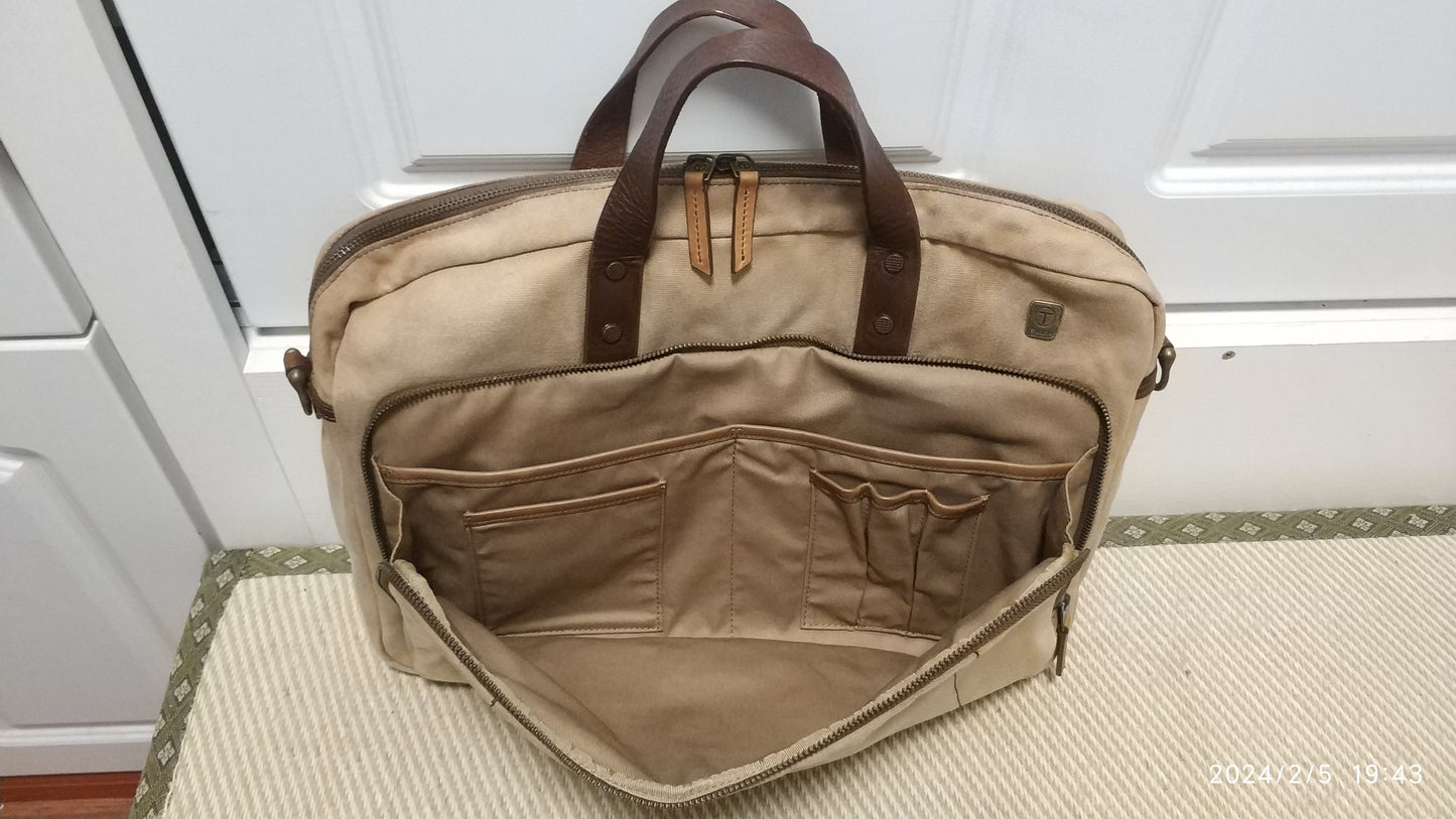 Tumi T-Tech Forge Newton Canvas Slim Deluxe Portfolio