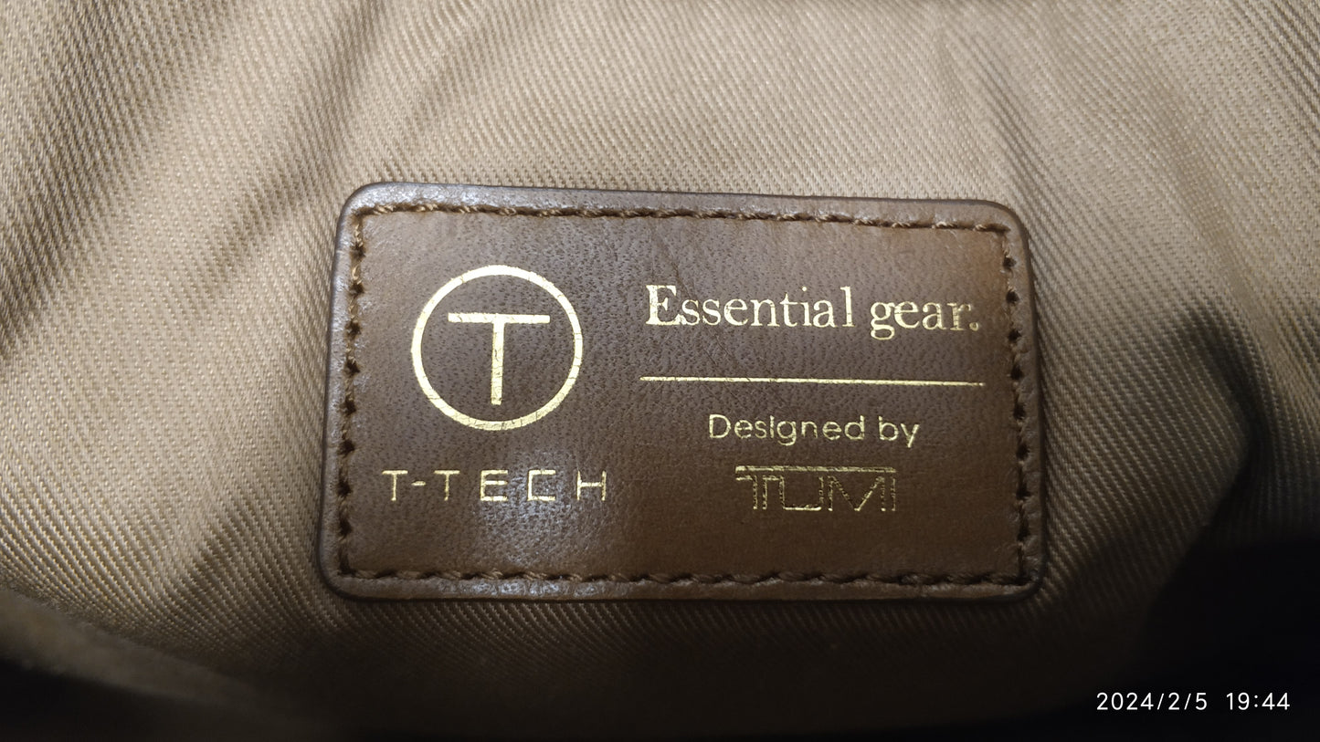 Tumi T-Tech Forge Newton Canvas Slim Deluxe Portfolio