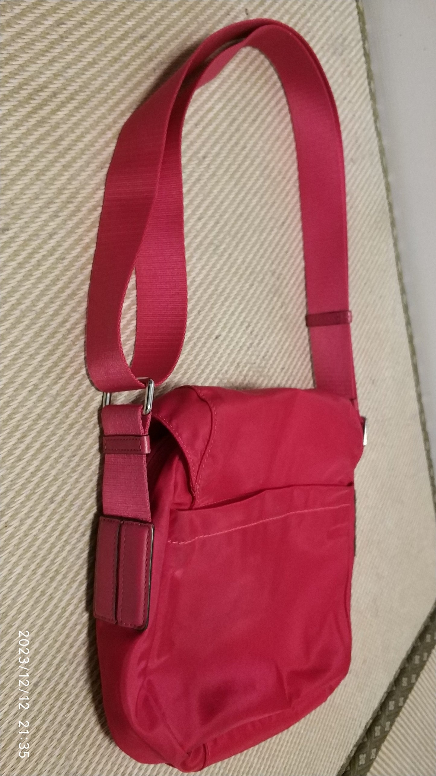 Tumi Voyageur Crossbody Bag Nylon Red Multi-Pockets