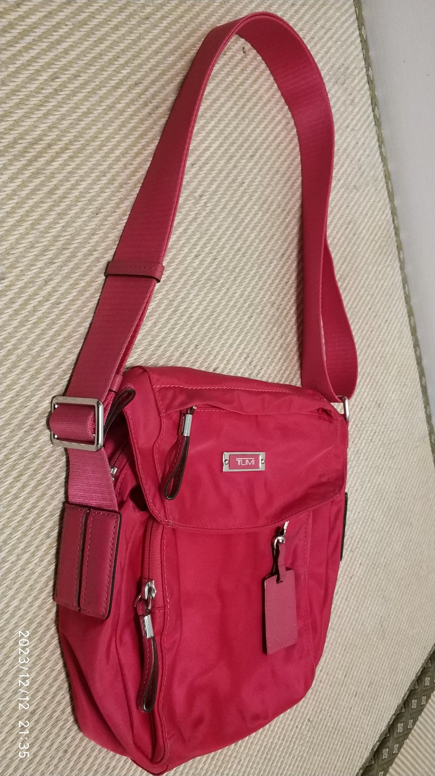 Tumi Voyageur Crossbody Bag Nylon Red Multi-Pockets