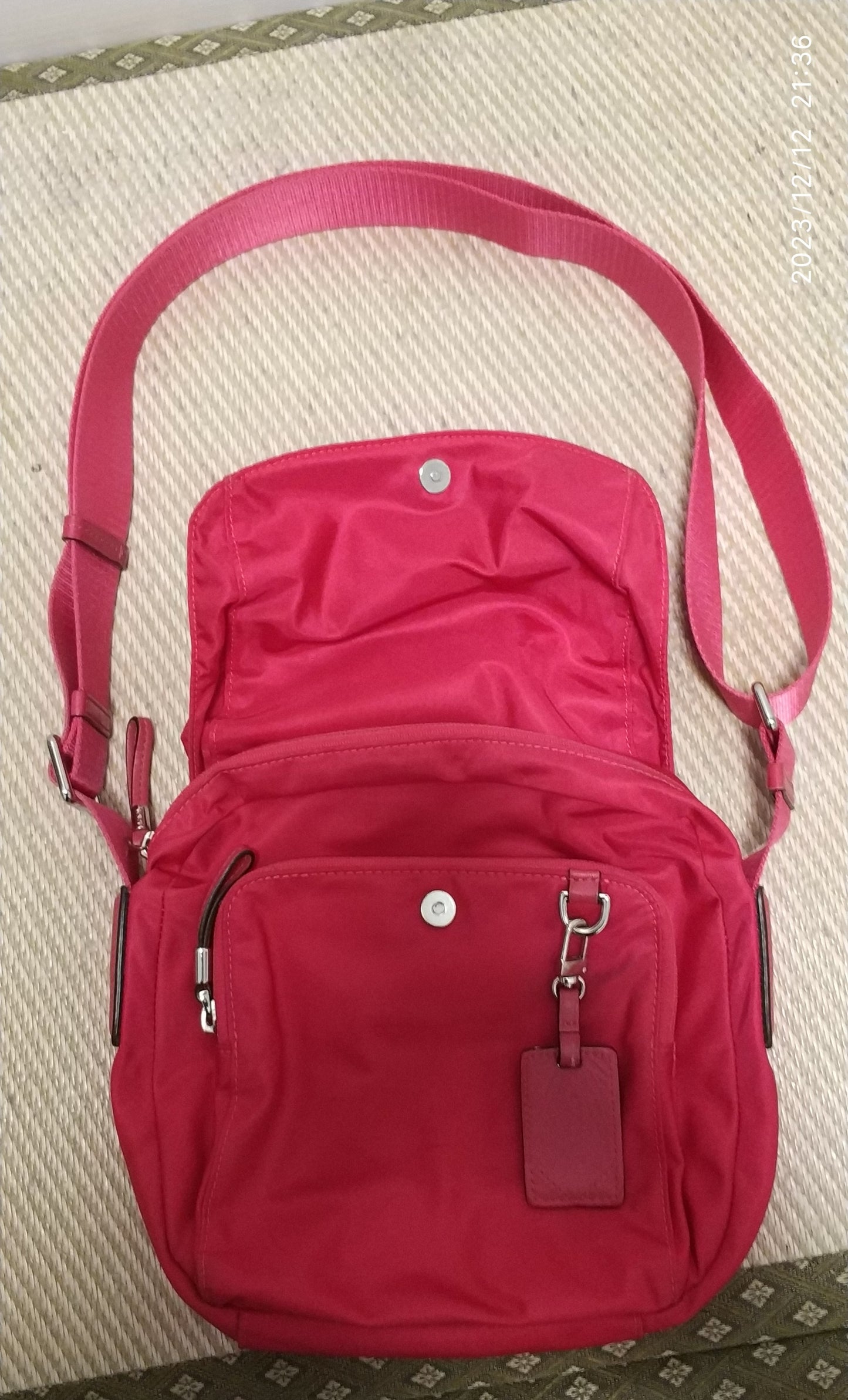 Tumi Voyageur Crossbody Bag Nylon Red Multi-Pockets