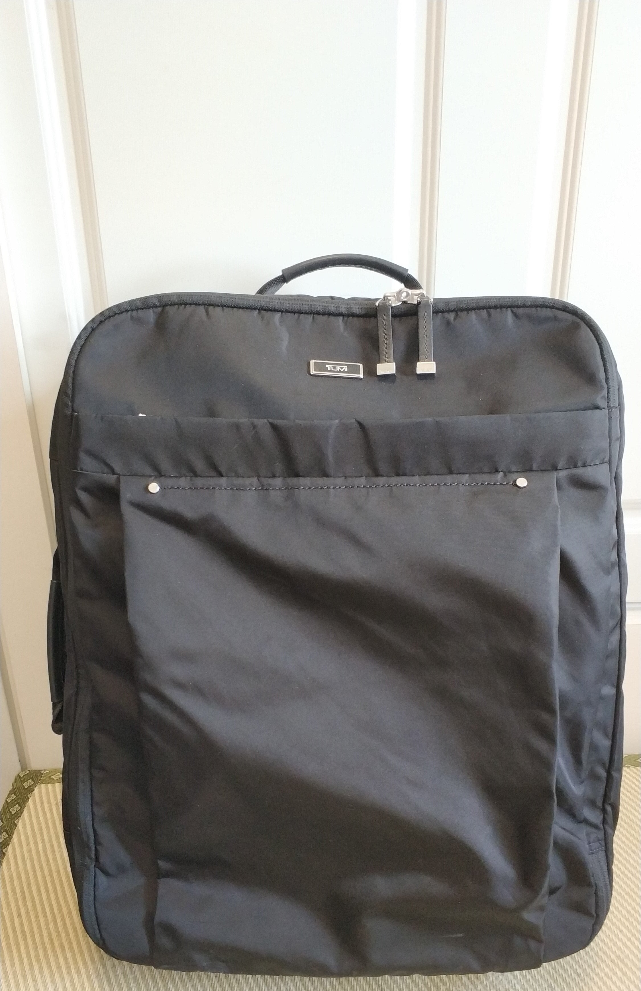 Tumi Voyageur Nylon Super Leger International Carry-on Luggage Suitcas ...