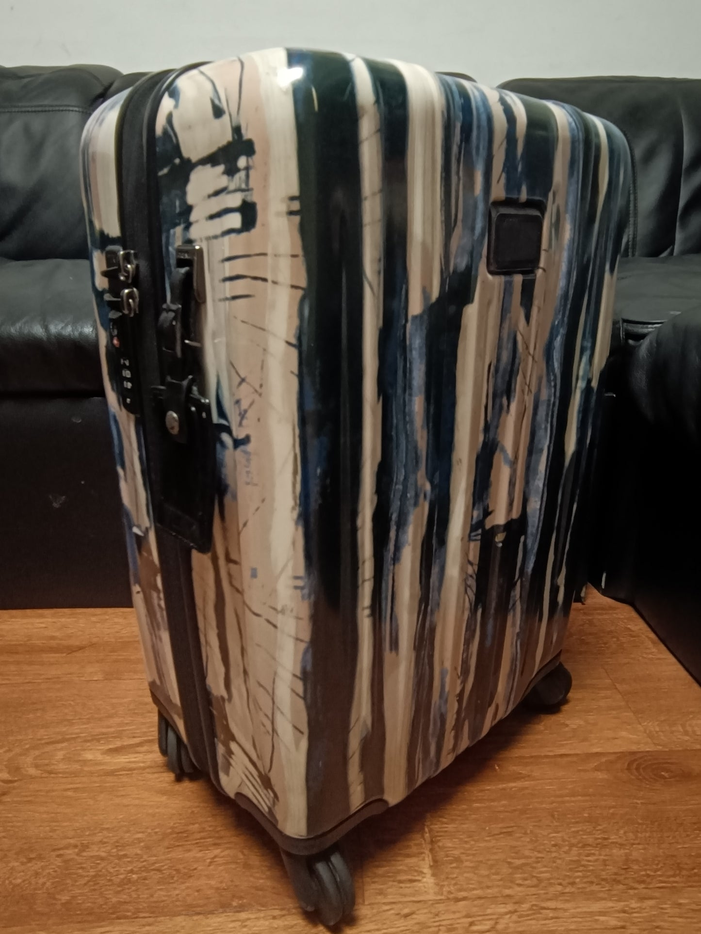 Tumi V3 International 4 Wheeled Carry-on Suitcase