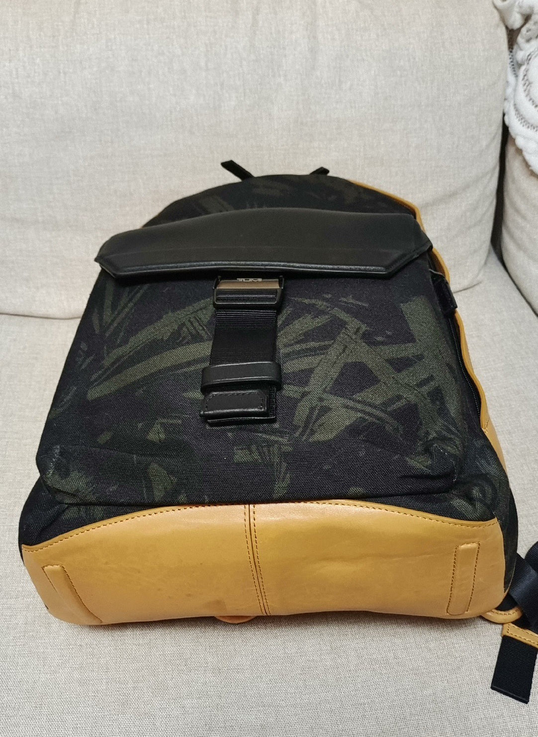 TUMI ASHTON Morrison Leather Backpack 0933256BOC